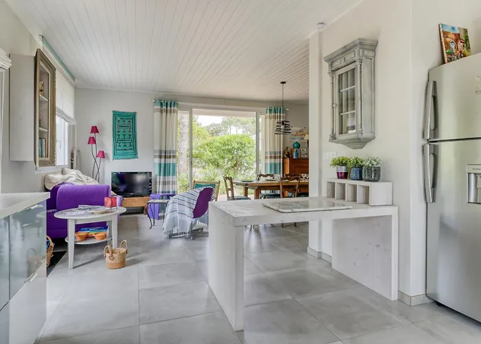 Maison De Famille Spacieuse A 1 Min De La A Pied, 2 펜션 라트슈수르메르