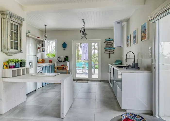 Maison De Famille Spacieuse A 1 Min De La A Pied, 2 펜션 라트슈수르메르