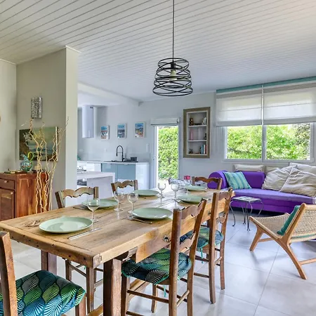 Maison De Famille Spacieuse A 1 Min De La A Pied, 2 Feriehus